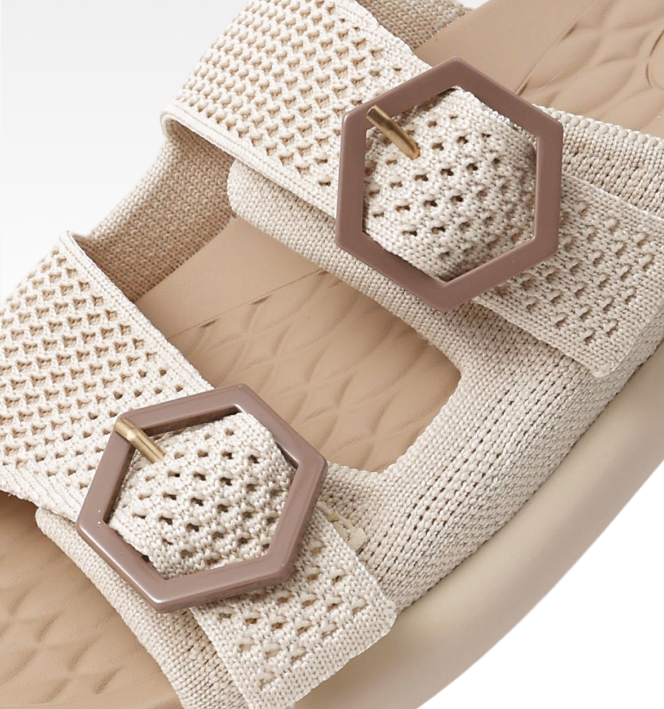 Sand Beige / 35